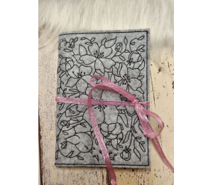 ADVENTSKALENDER 7. Dezember - Stickdatei ITH - Buchhülle A6 Kirschblüten Vögelchen